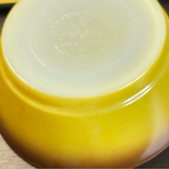ANCHOR HOCKING Set of 4 Bowls Ombré Brown Yellow Ovenware Dish Cereal Soup Bowls - Picture 7 of 8